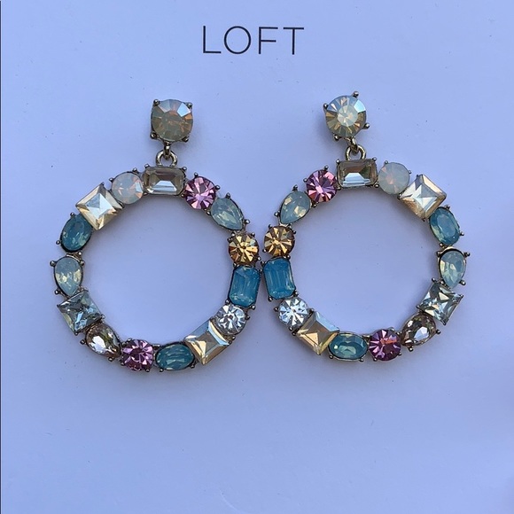 LOFT Pastel Crystal Statement Earings - Picture 3 of 3